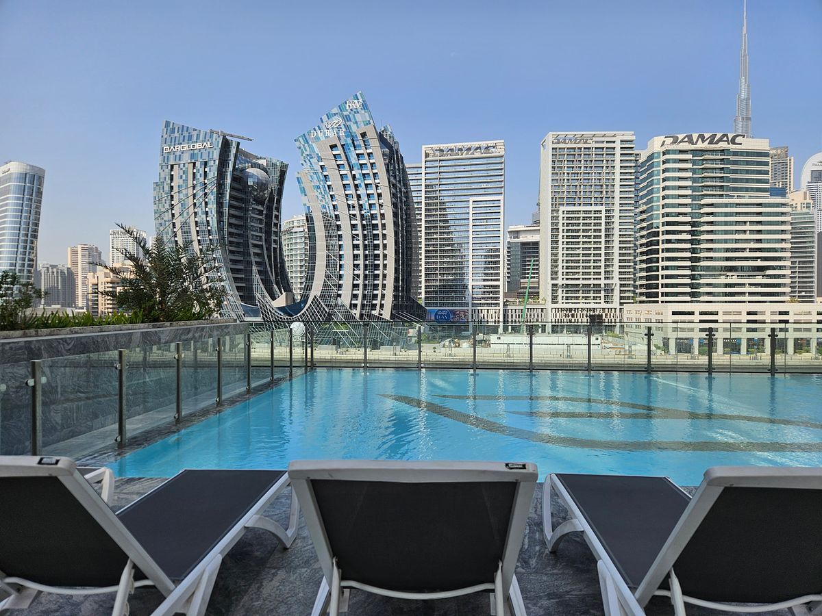 Furnished studio with canal view