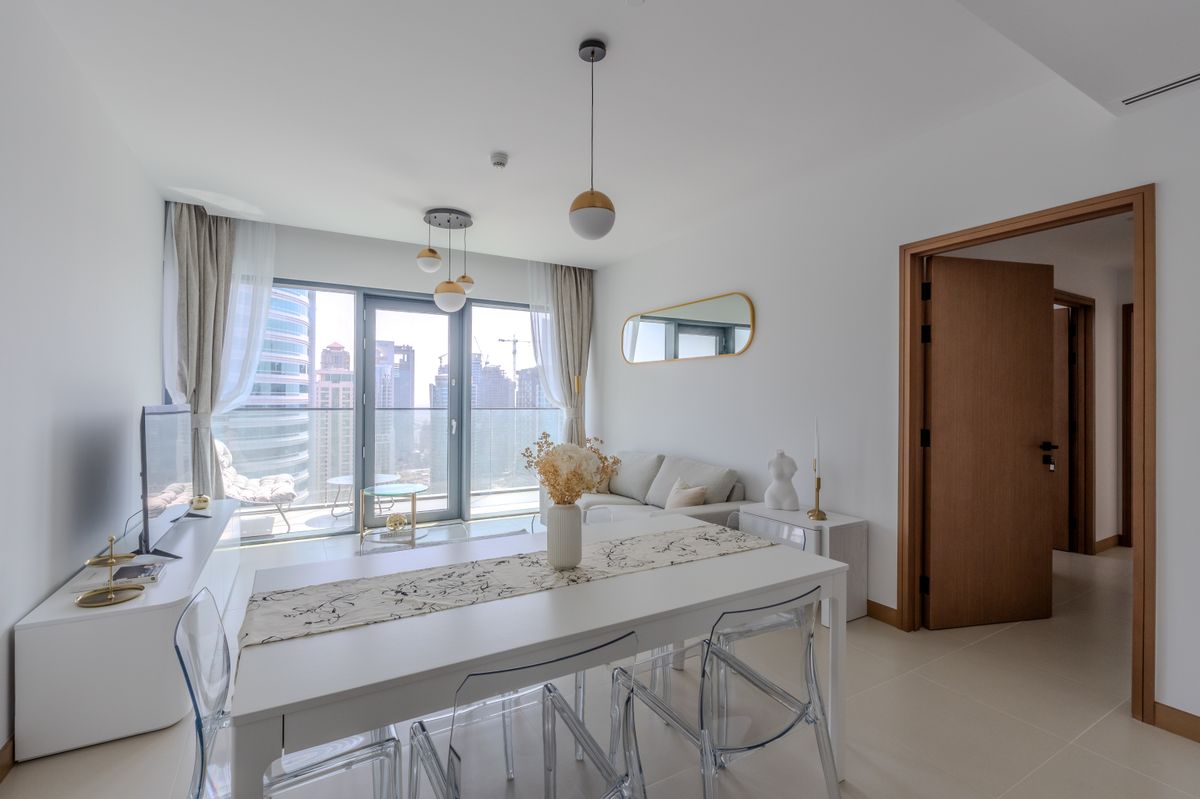 Luxury 2-bedroom on the 29th floor